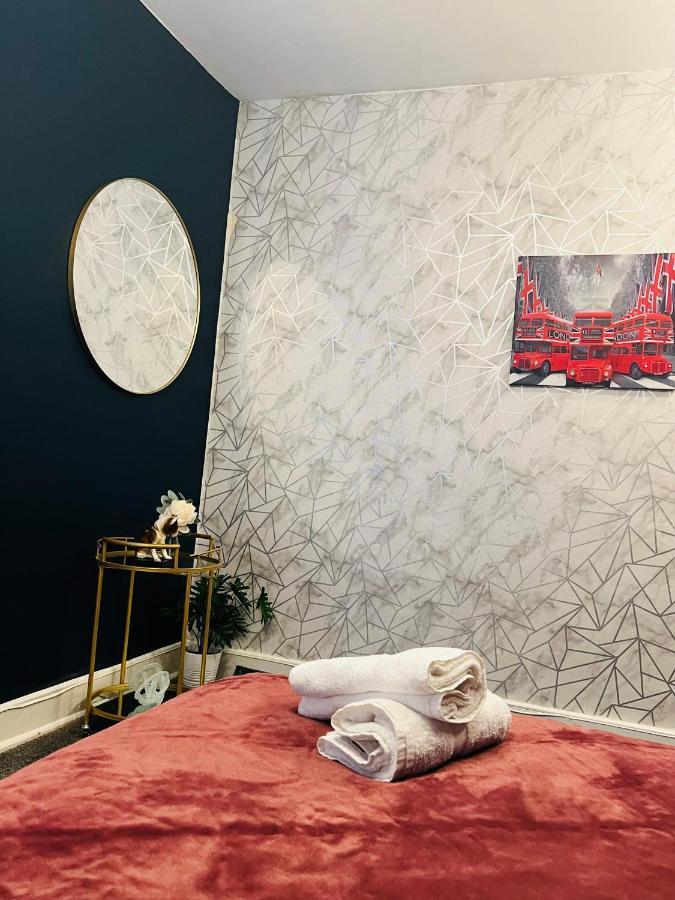 2-Bedroom Plus Living Room Flats Near Edgware Road Londra Dış mekan fotoğraf