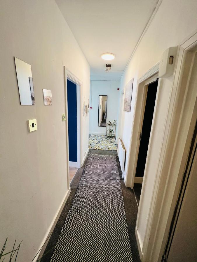 2-Bedroom Plus Living Room Flats Near Edgware Road Londra Dış mekan fotoğraf