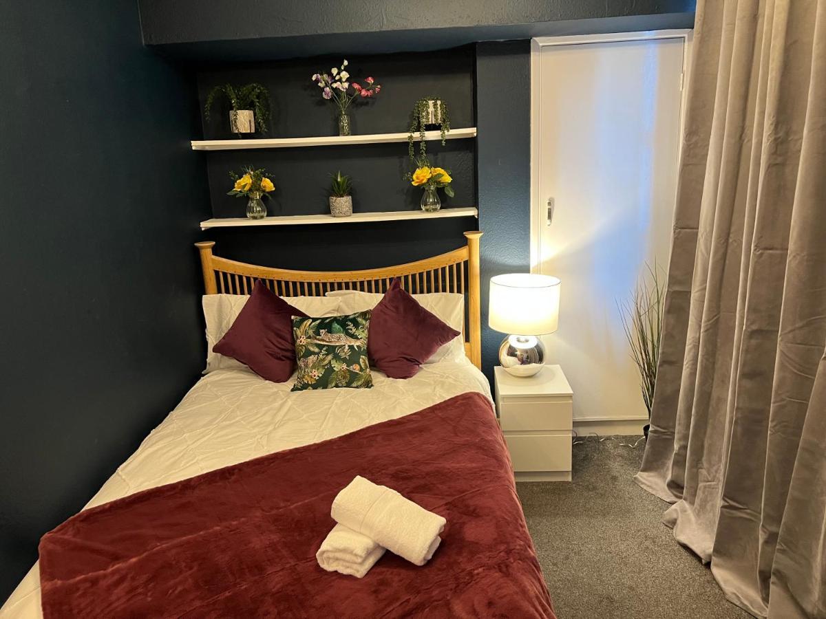 2-Bedroom Plus Living Room Flats Near Edgware Road Londra Dış mekan fotoğraf