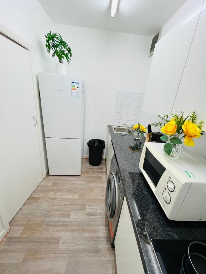 2-Bedroom Plus Living Room Flats Near Edgware Road Londra Dış mekan fotoğraf