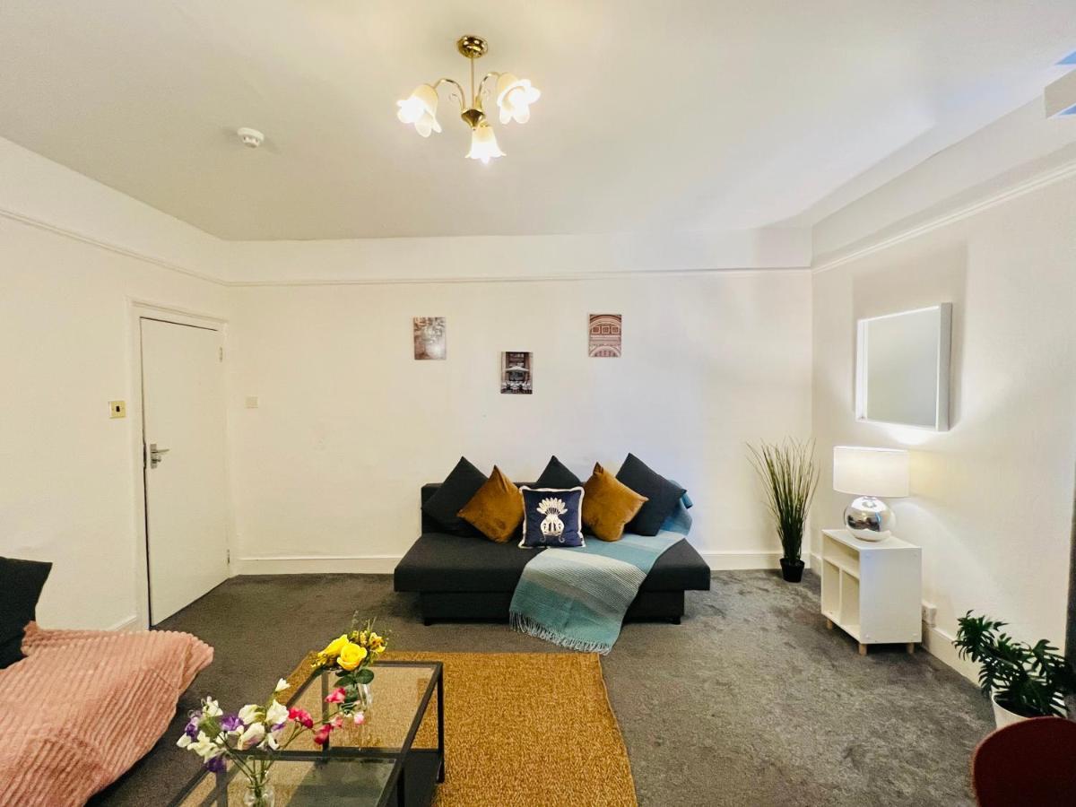 2-Bedroom Plus Living Room Flats Near Edgware Road Londra Dış mekan fotoğraf