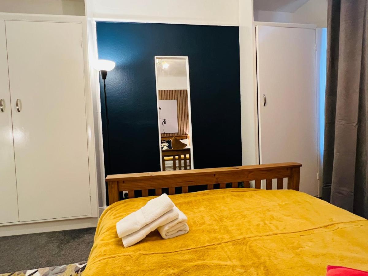 2-Bedroom Plus Living Room Flats Near Edgware Road Londra Dış mekan fotoğraf